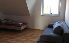 Schoene Ferienwohnung Am Fusse Der Rhoen.
